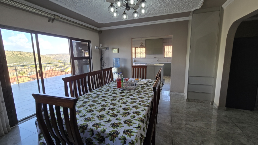 6 Bedroom Property for Sale in Winchester Hills Gauteng