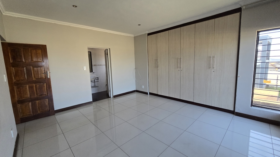 12 Bedroom Property for Sale in Winchester Hills Gauteng