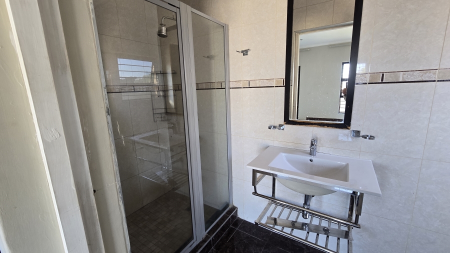 12 Bedroom Property for Sale in Winchester Hills Gauteng