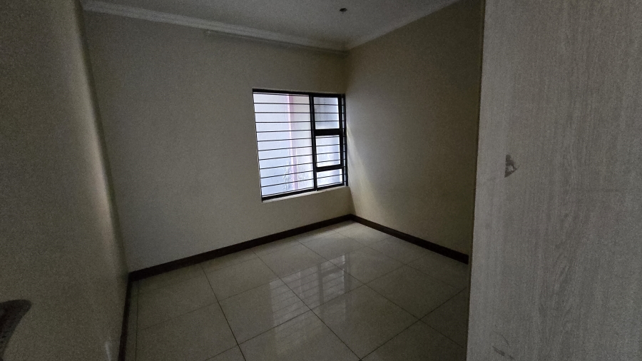 12 Bedroom Property for Sale in Winchester Hills Gauteng