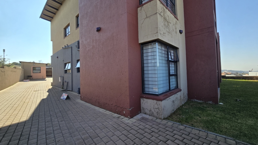 12 Bedroom Property for Sale in Winchester Hills Gauteng