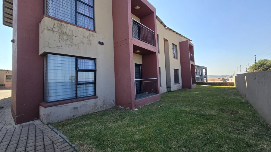 12 Bedroom Property for Sale in Winchester Hills Gauteng