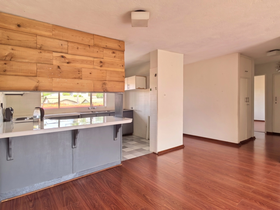 To Let 3 Bedroom Property for Rent in Fairland Gauteng