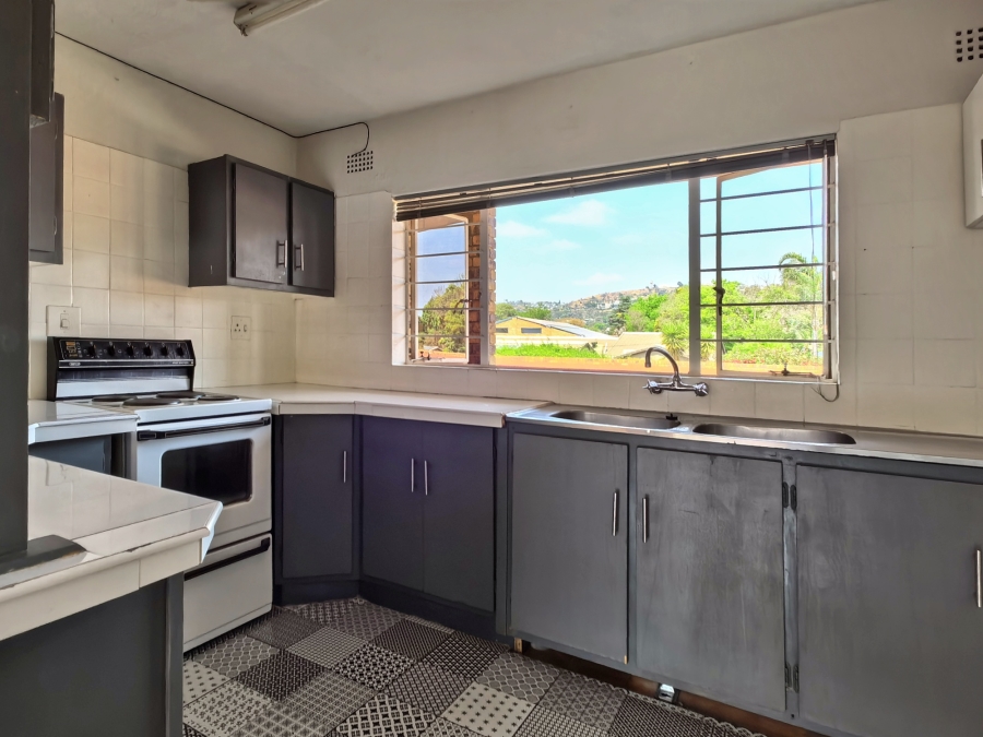 To Let 3 Bedroom Property for Rent in Fairland Gauteng