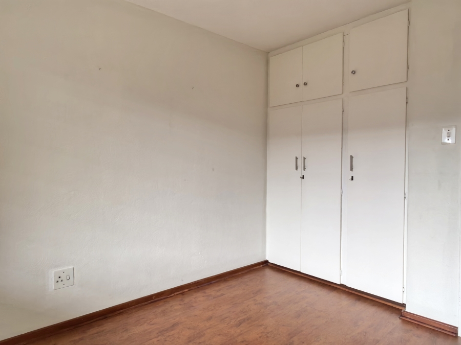 To Let 3 Bedroom Property for Rent in Fairland Gauteng