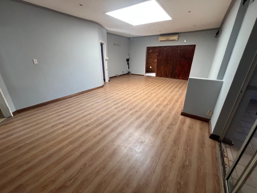 4 Bedroom Property for Sale in Brackendowns Gauteng