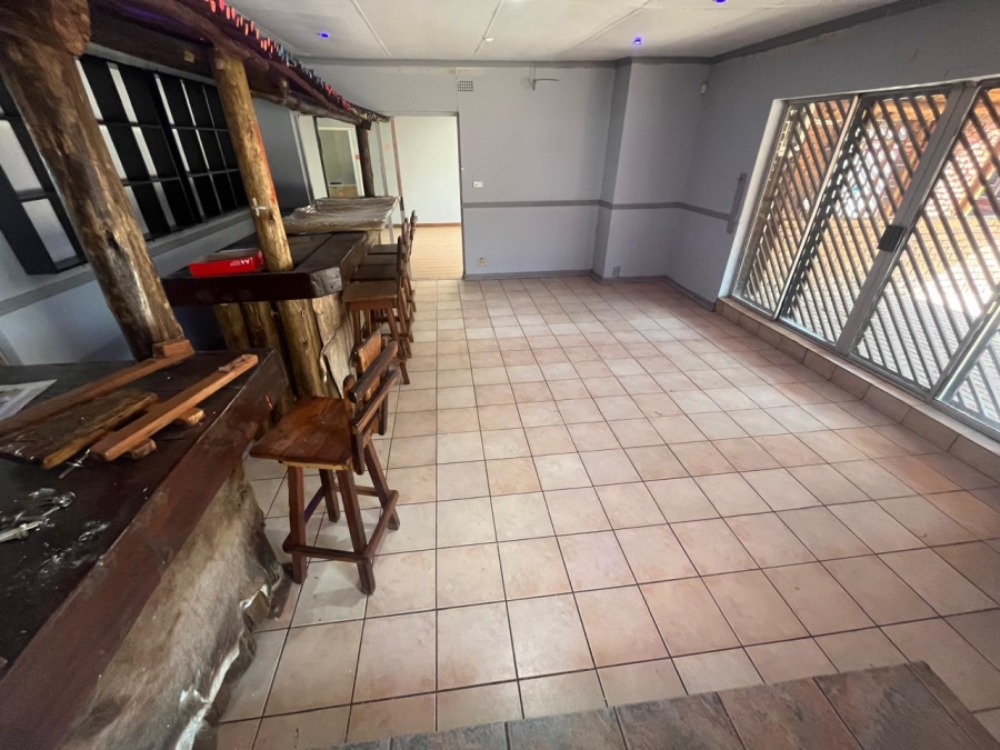 4 Bedroom Property for Sale in Brackendowns Gauteng
