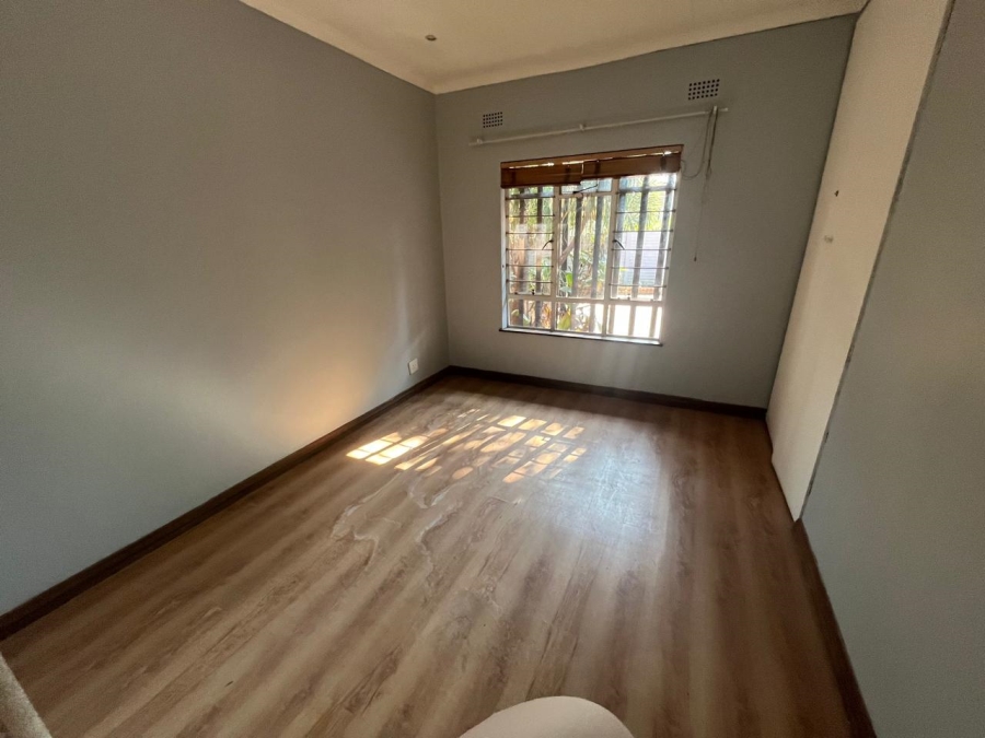 4 Bedroom Property for Sale in Brackendowns Gauteng
