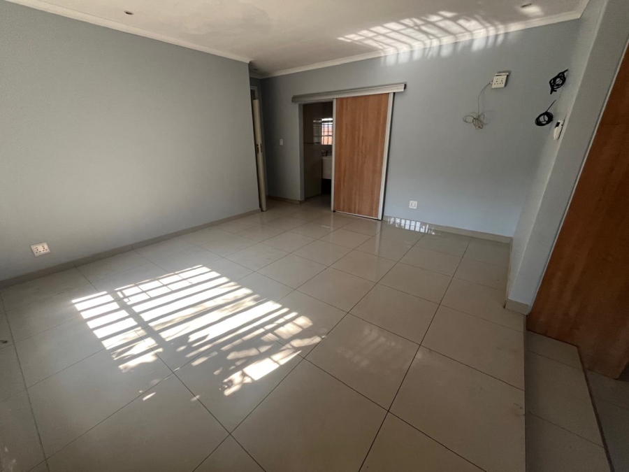 4 Bedroom Property for Sale in Brackendowns Gauteng