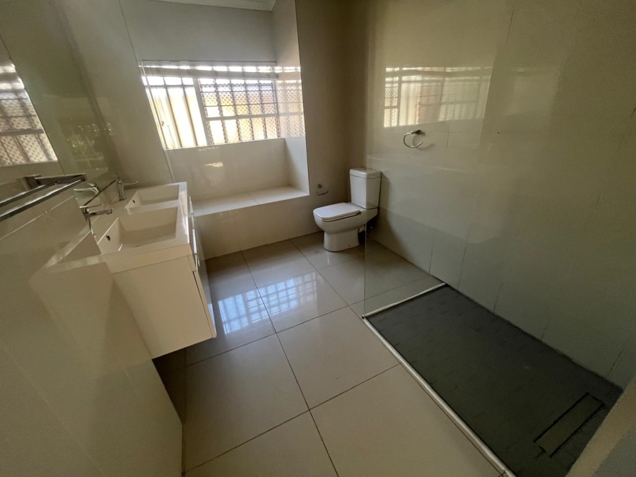 4 Bedroom Property for Sale in Brackendowns Gauteng