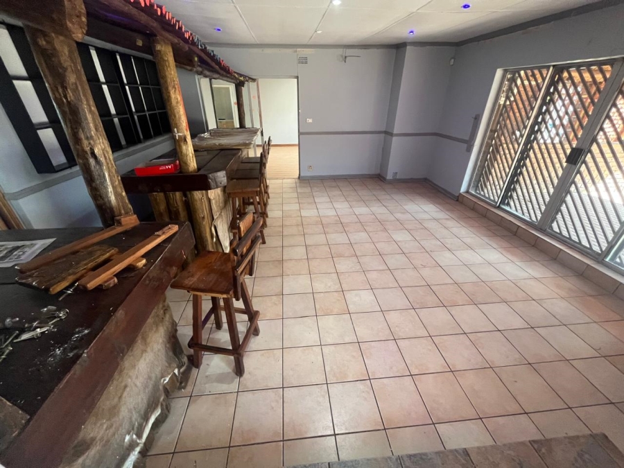 4 Bedroom Property for Sale in Brackendowns Gauteng