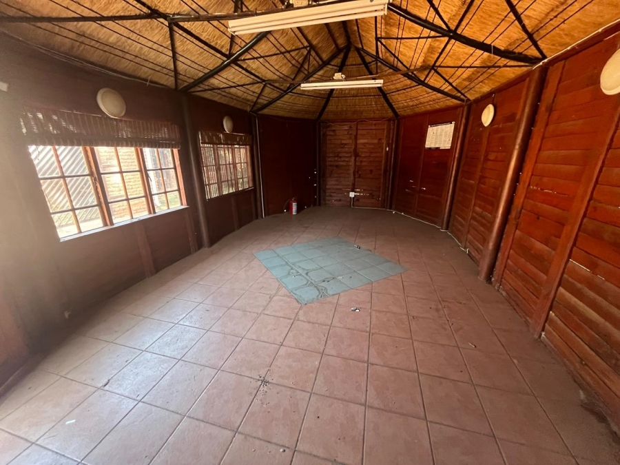 4 Bedroom Property for Sale in Brackendowns Gauteng