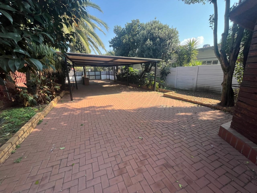 4 Bedroom Property for Sale in Brackendowns Gauteng