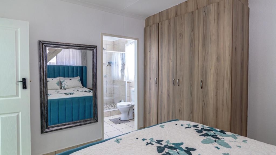 3 Bedroom Property for Sale in Albertsdal Gauteng