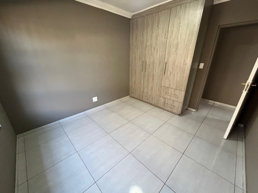 3 Bedroom Property for Sale in Brackenhurst Gauteng