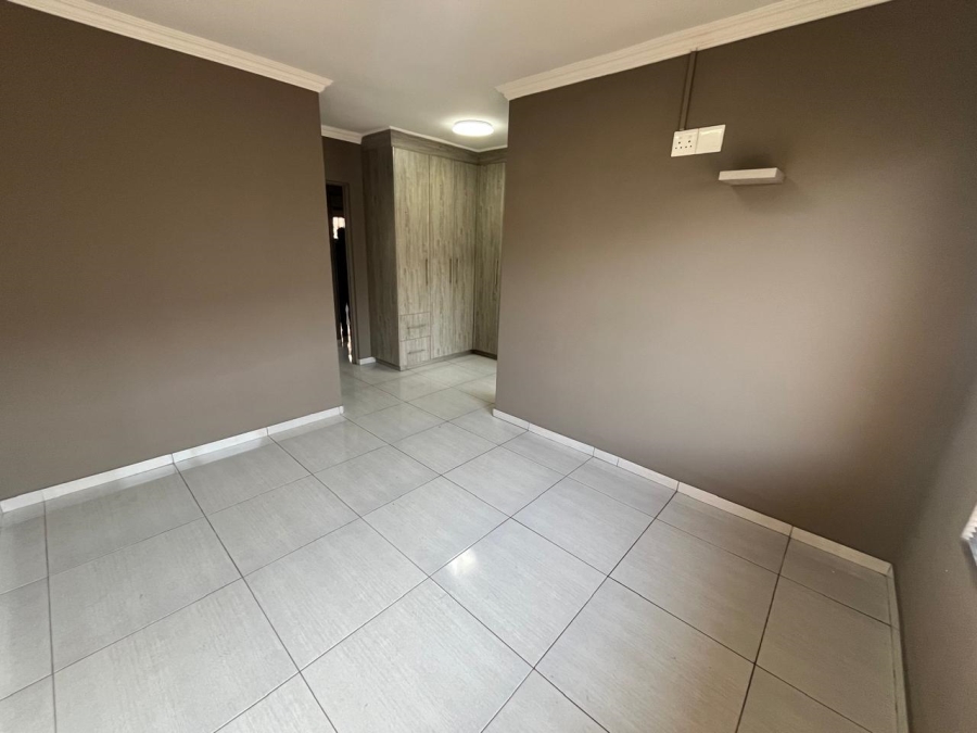 3 Bedroom Property for Sale in Brackenhurst Gauteng