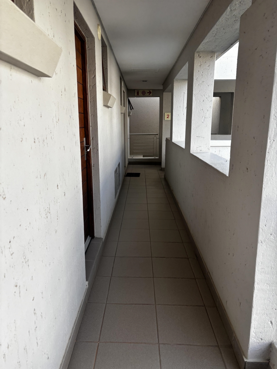 To Let 2 Bedroom Property for Rent in Paulshof Gauteng