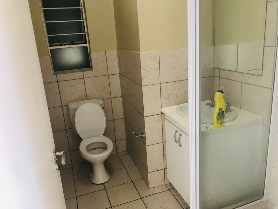 1 Bedroom Property for Sale in Ferndale Gauteng