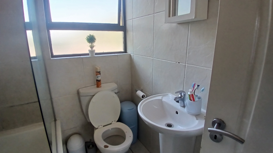 2 Bedroom Property for Sale in Noordhang Gauteng