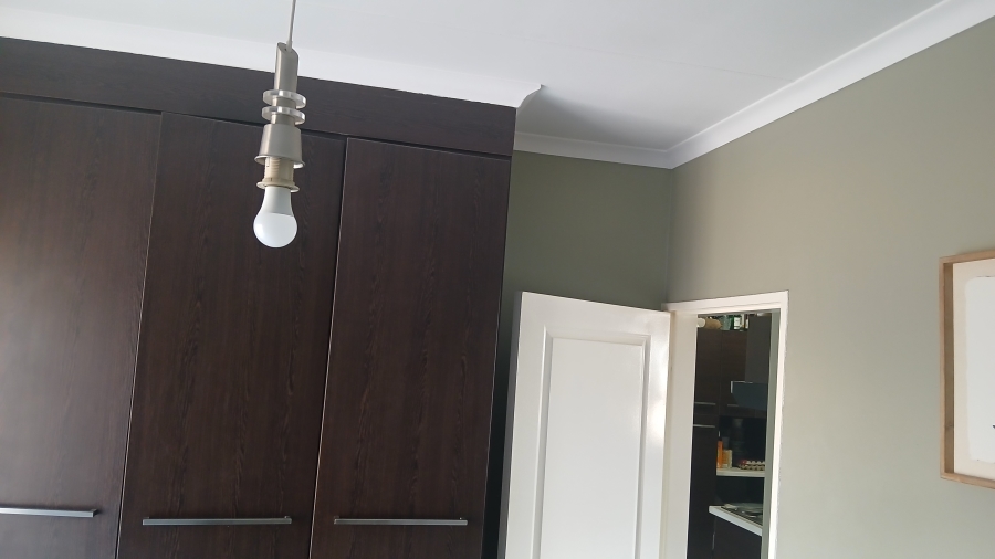 2 Bedroom Property for Sale in Noordhang Gauteng