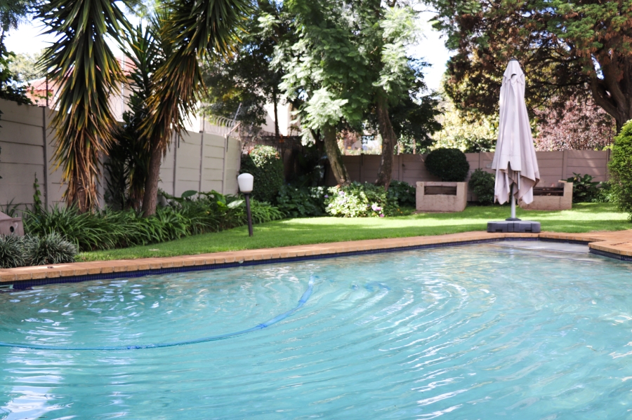 To Let 1 Bedroom Property for Rent in Parktown North Gauteng