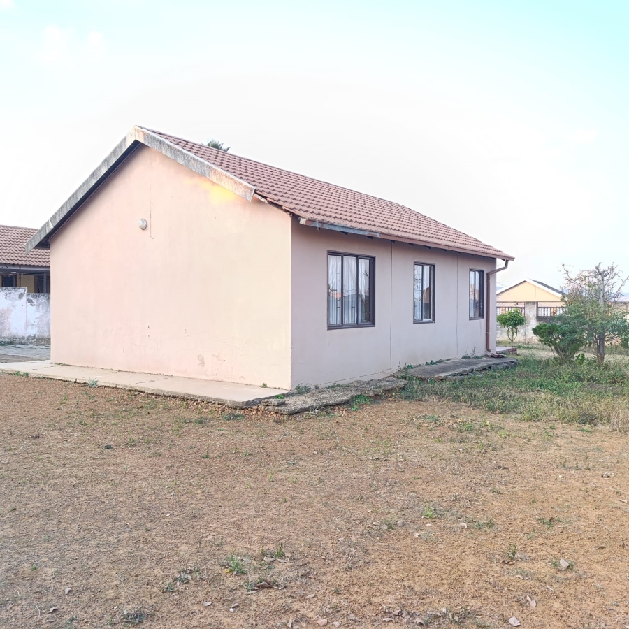 3 Bedroom Property for Sale in Lotus Gardens Gauteng