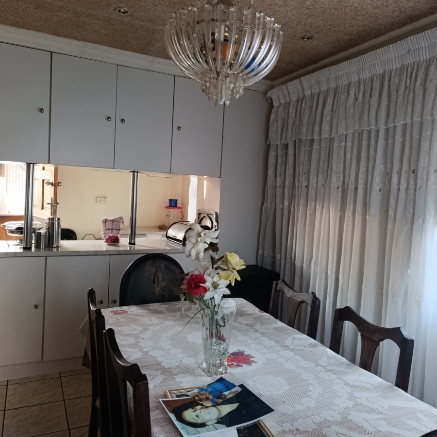 3 Bedroom Property for Sale in Lotus Gardens Gauteng