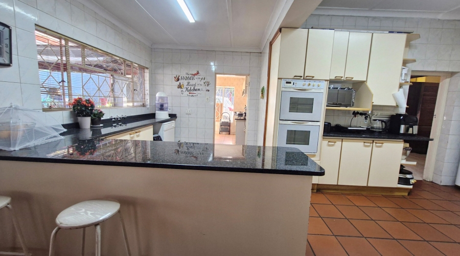 3 Bedroom Property for Sale in Bramley Gauteng
