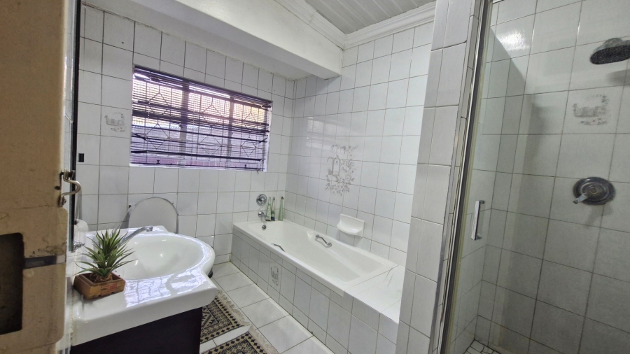 3 Bedroom Property for Sale in Bramley Gauteng