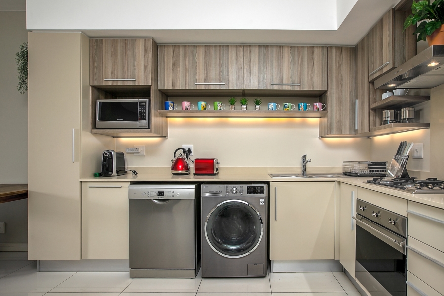 To Let 2 Bedroom Property for Rent in Rosebank Gauteng