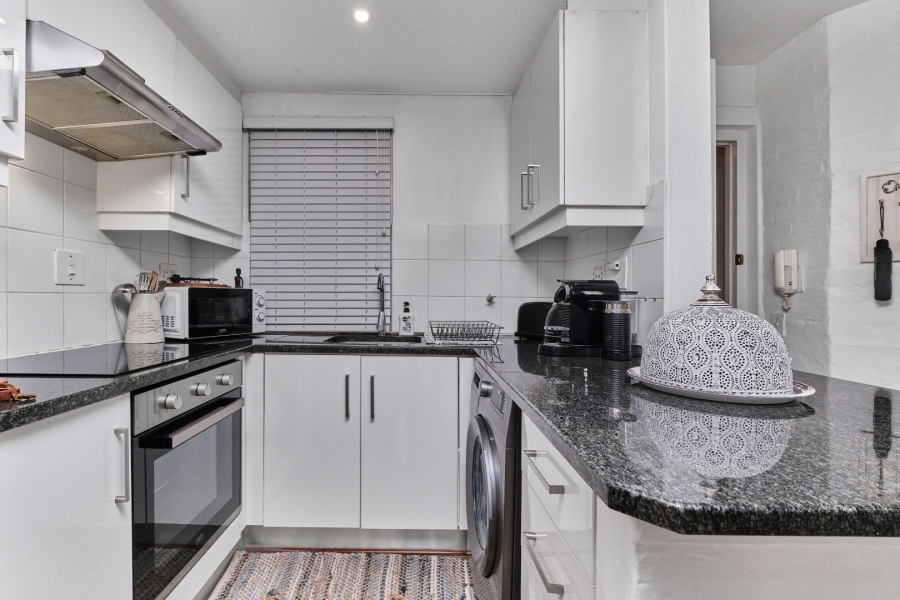 1 Bedroom Property for Sale in Sandown Gauteng