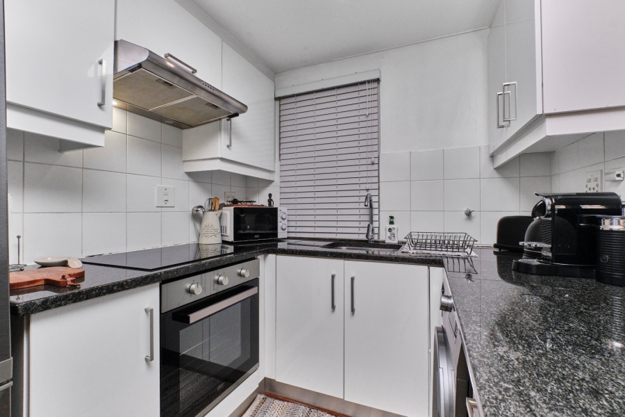 1 Bedroom Property for Sale in Sandown Gauteng