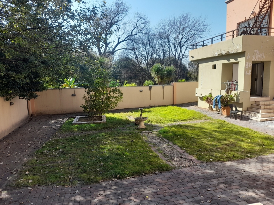 14 Bedroom Property for Sale in Lyndhurst Gauteng