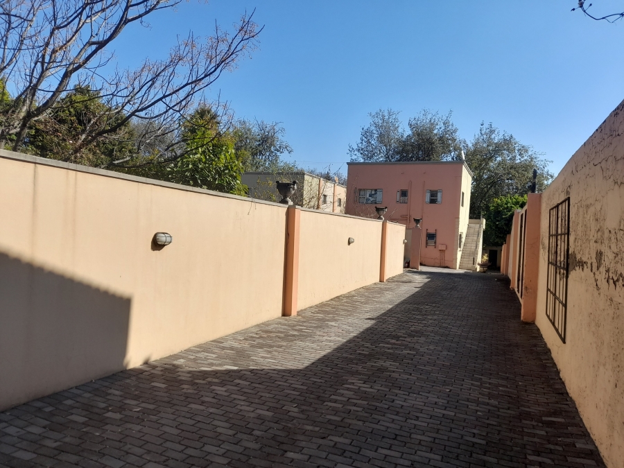 14 Bedroom Property for Sale in Lyndhurst Gauteng