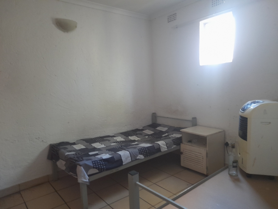 14 Bedroom Property for Sale in Lyndhurst Gauteng