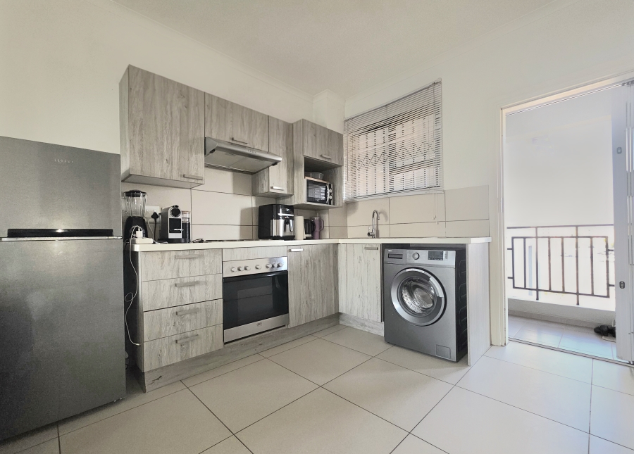 1 Bedroom Property for Sale in Erand Gardens Gauteng