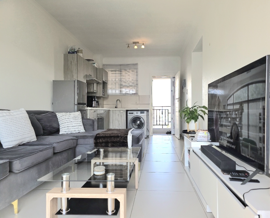 1 Bedroom Property for Sale in Erand Gardens Gauteng