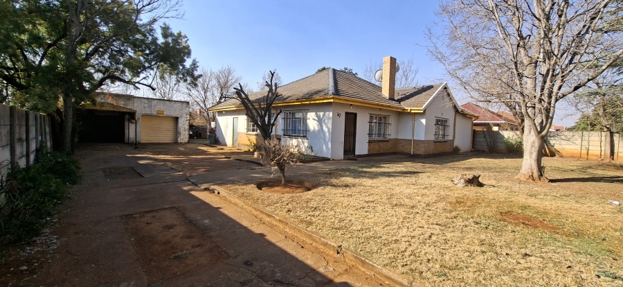 3 Bedroom Property for Sale in Westonaria Gauteng