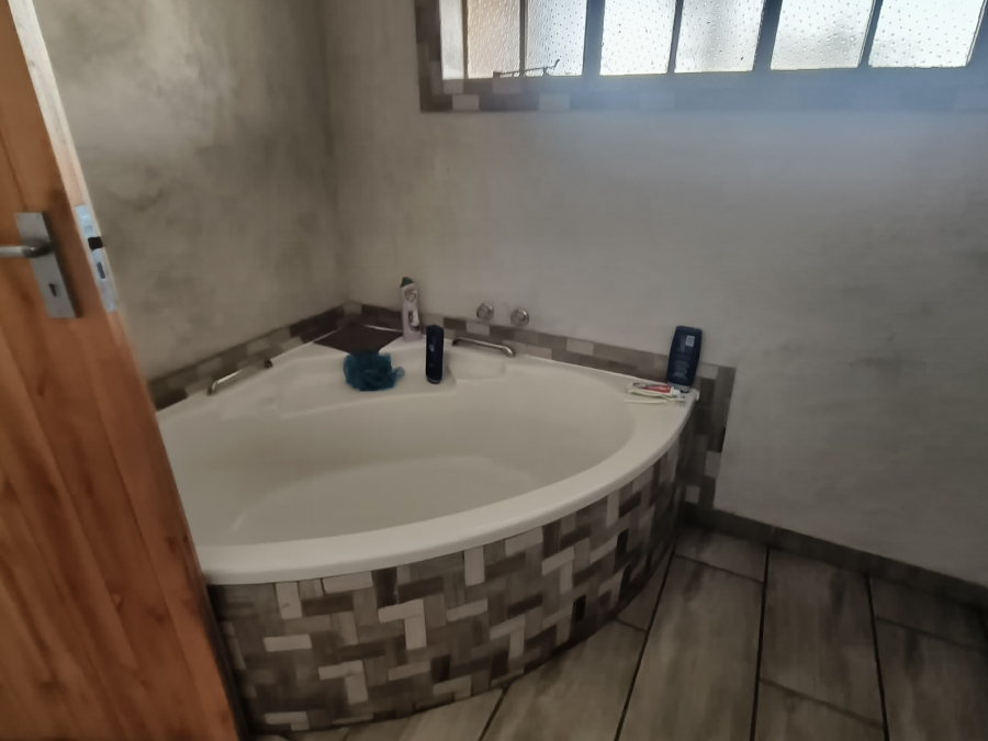 4 Bedroom Property for Sale in Rayton Gauteng
