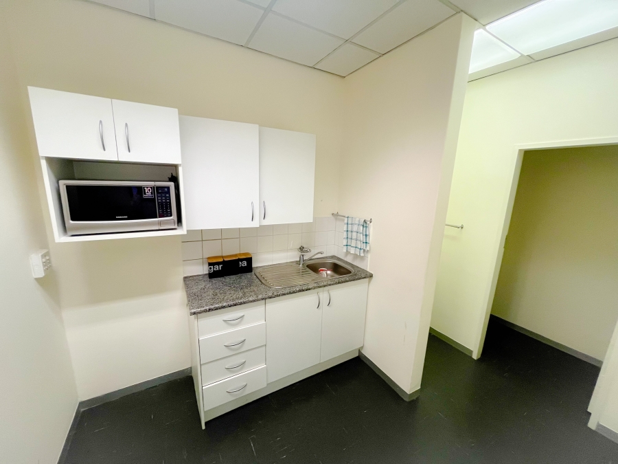 To Let Commercial Property for Rent in Parktown Gauteng