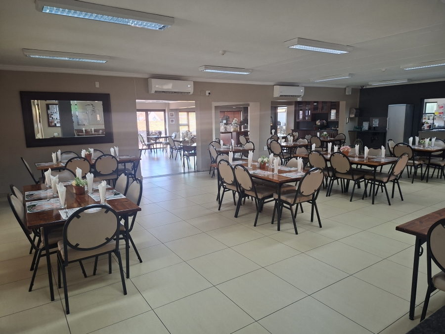 2 Bedroom Property for Sale in Willow Park Manor Gauteng