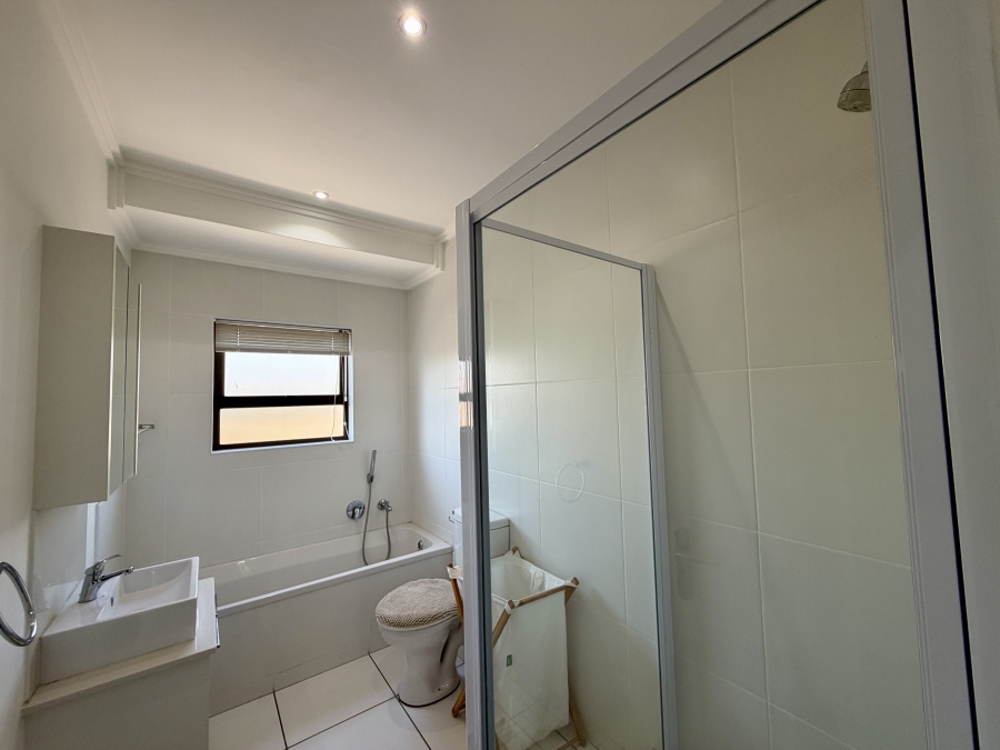 3 Bedroom Property for Sale in Barbeque Downs Gauteng