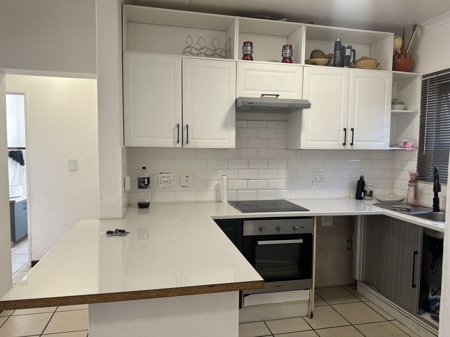 To Let 2 Bedroom Property for Rent in Craigavon Gauteng