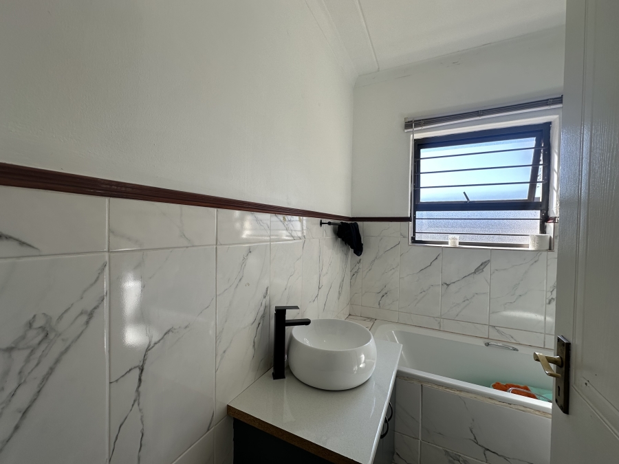 To Let 2 Bedroom Property for Rent in Craigavon Gauteng