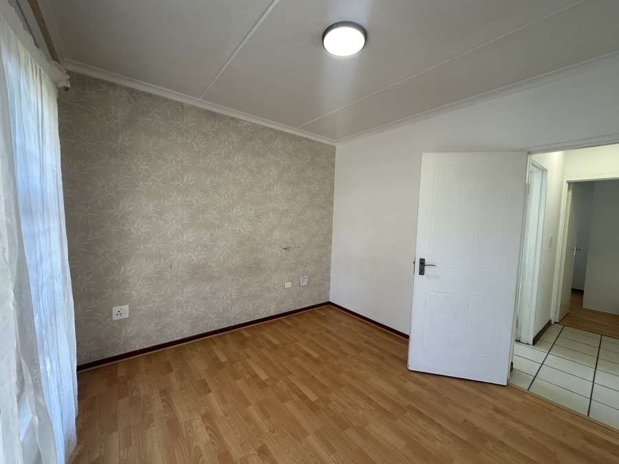 To Let 2 Bedroom Property for Rent in Craigavon Gauteng