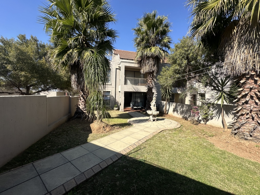 To Let 2 Bedroom Property for Rent in Craigavon Gauteng