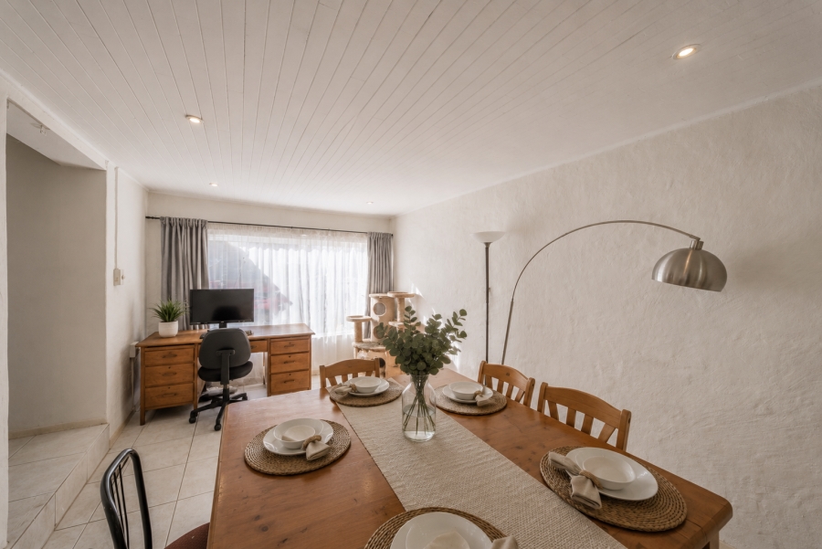 5 Bedroom Property for Sale in Hazelwood Gauteng