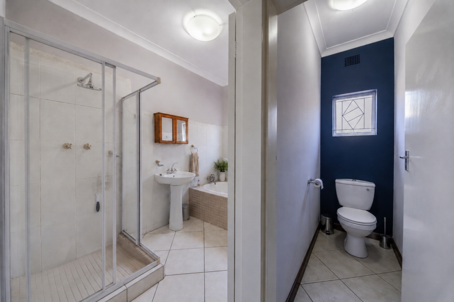 5 Bedroom Property for Sale in Hazelwood Gauteng