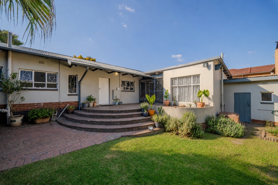 5 Bedroom Property for Sale in Hazelwood Gauteng