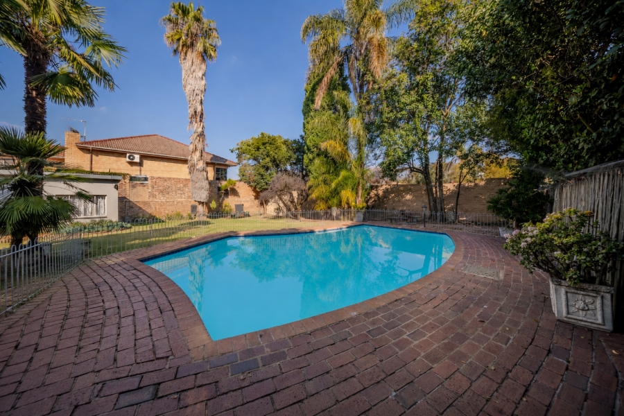 5 Bedroom Property for Sale in Hazelwood Gauteng
